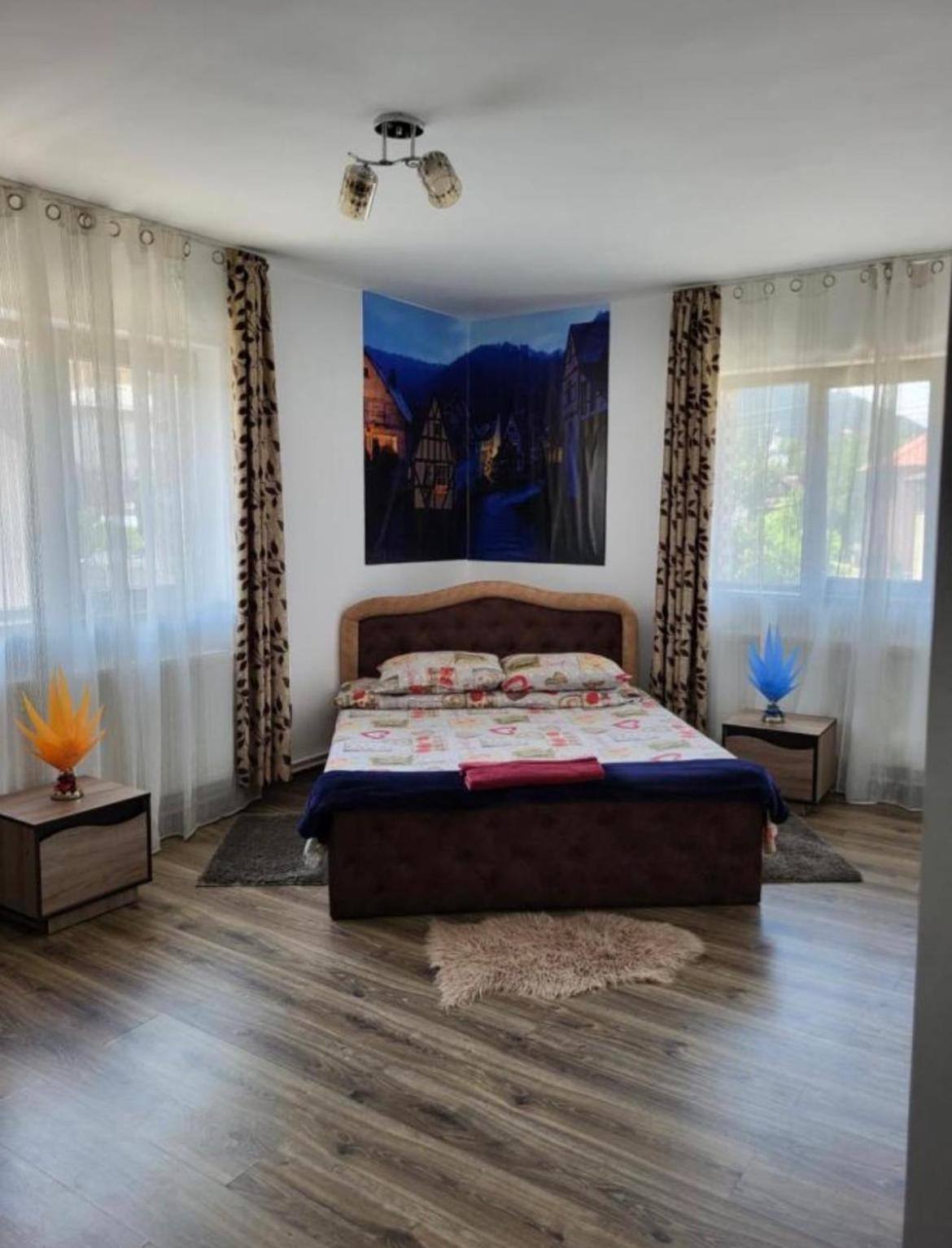 Appartamento Casa Raraului Câmpulung Moldovenesc Esterno foto