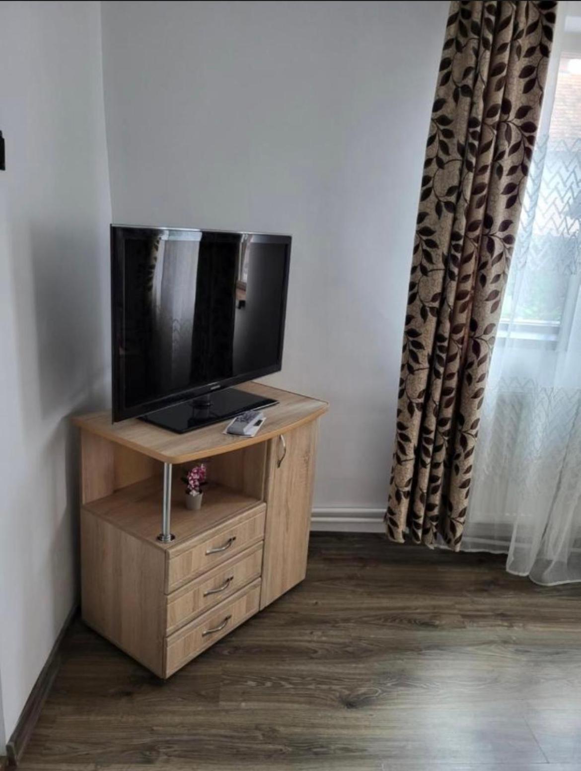 Appartamento Casa Raraului Câmpulung Moldovenesc Esterno foto